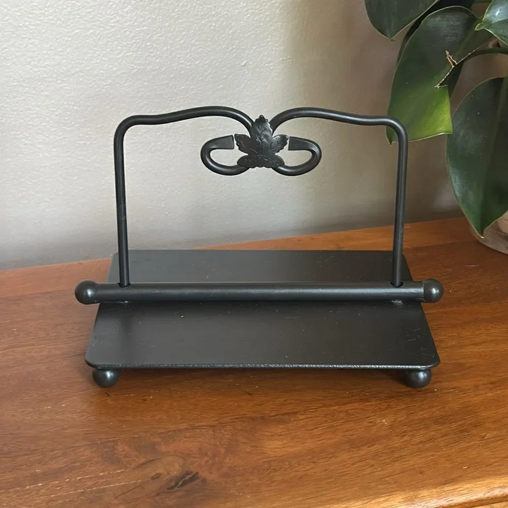 Longaberger Maple Leaf Wrought Iron Napkin Holder!